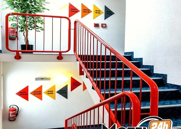 モーテル 24h Koeln