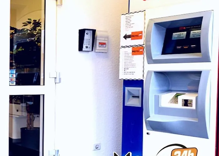 モーテル 24h Koeln 2*